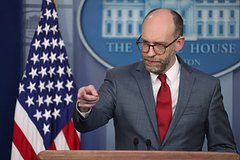 «Серый кардинал» Трампа Рассел Воут