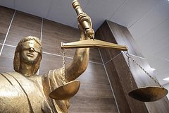 Суд отклонил жалобу Райффайзенбанка на арест акций