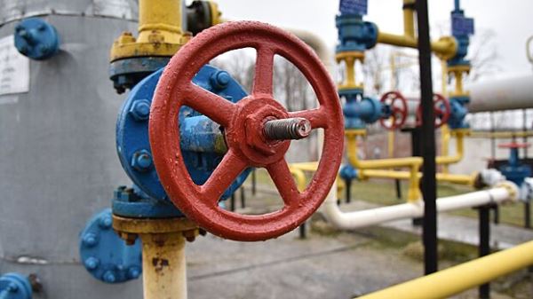 Reuters: Евросоюз отложил запрет на СПГ из России ради торга в переговорах с США