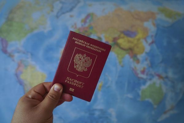 Как вернуться домой, если в загранпоездке потеряли паспорт