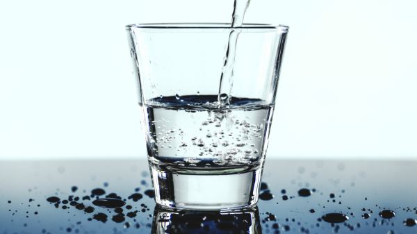 Названа распространенная ошибка при питье воды