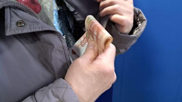 В России людям платили пенсию билетами банка приколов